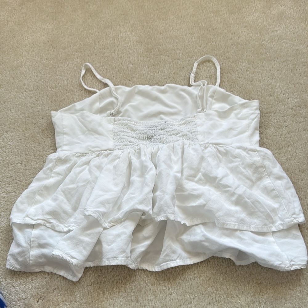 Forever 21 Summer Ruffle Top - Picture 2 of 3
